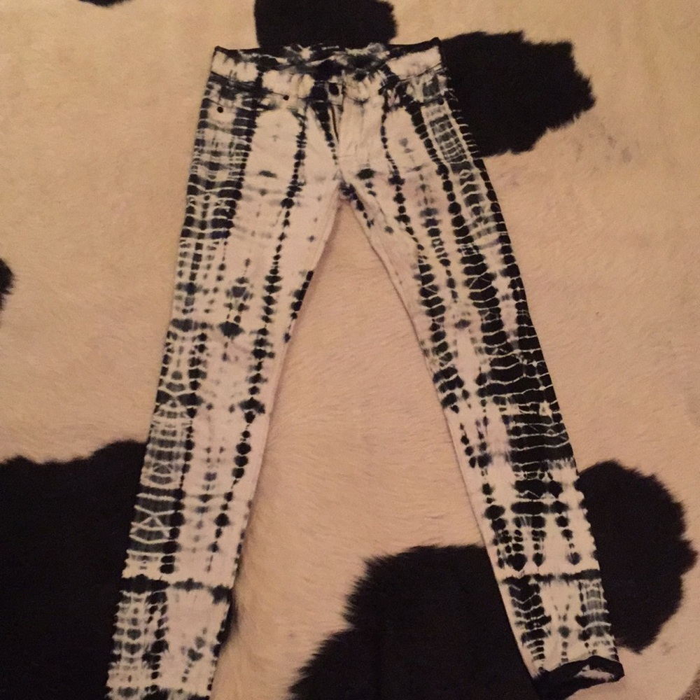 Size 25 Hudson jeans
